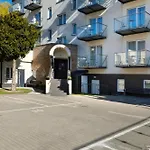 Lazur شقة فندقية 3*