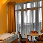 Lägenhetshotell Lazur 3*