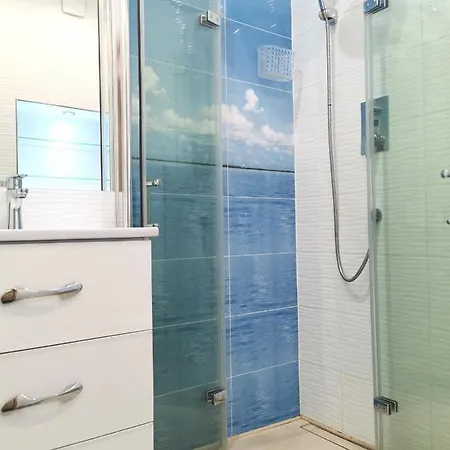 Lazur Aparthotel