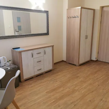 Lazur 슈비노우이스쳬