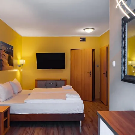 Aparthotel Lazur 4*