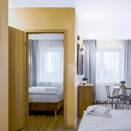 Apartahotel Lazur 4*