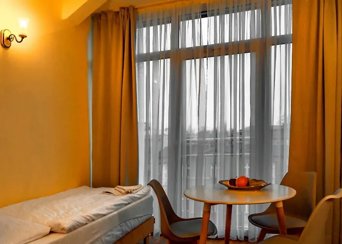 Aparthotel Lazur Apartamenty 4*